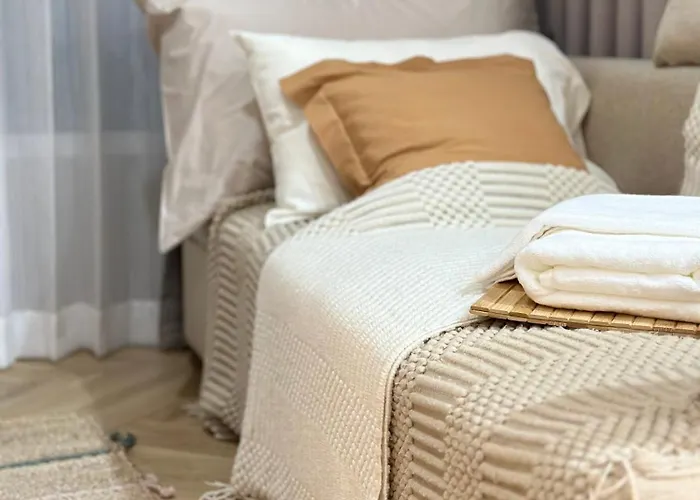 Spacious Apt For 4-7 #ekamai-thonglor 24hrs Cctv Bangkok